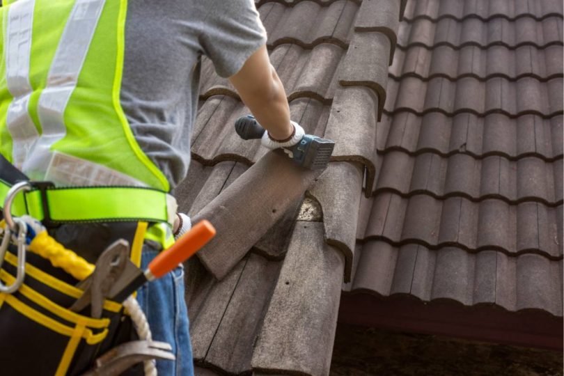 Restoring an Aging Roof: How to Bring New Life to an Old Structure ...